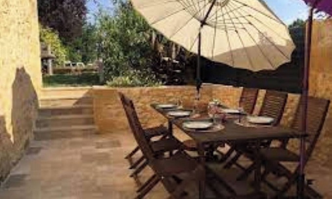 Bayac House | Restored 19th century house, ideal for the family