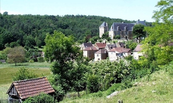 Berbiguieres Cottage | Restored Cottage in Berbiguières, a Classic Dordogne Village