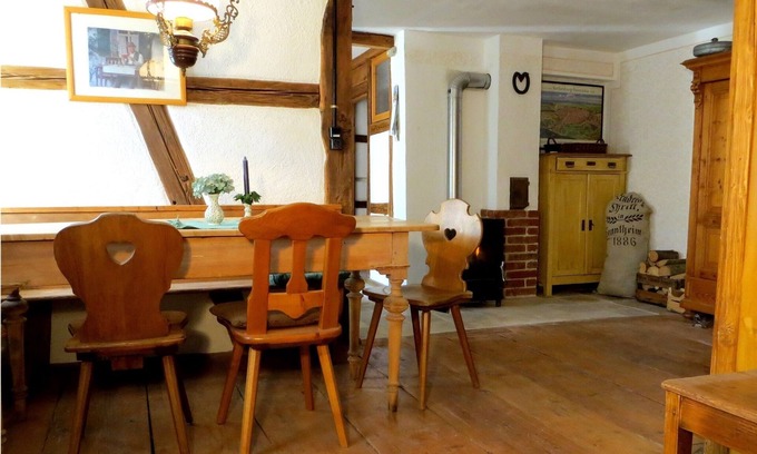 Neusitz Apartment | Restored farmhouse in the center of Schweinsdorf