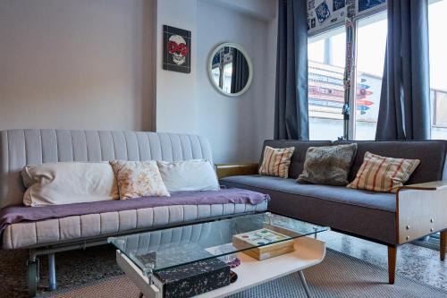 Ordino Apartment | Retiro Bohemio con Terraza, Parking y Esquí I AndBnB