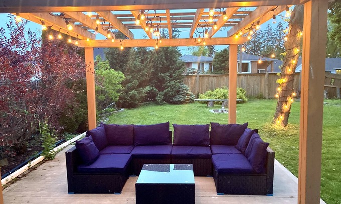 Port Weller House | Retreat by the Lake - Near the Niagara Wineries!