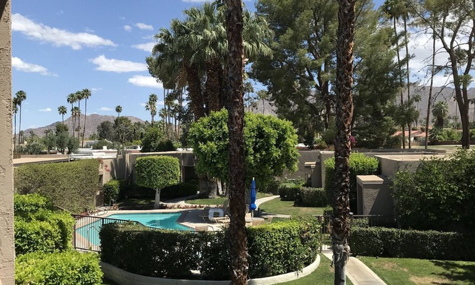 Palm Desert Condo | Retreat Palm Desert Jewel in Shadow Mountain Resort near El Paseo