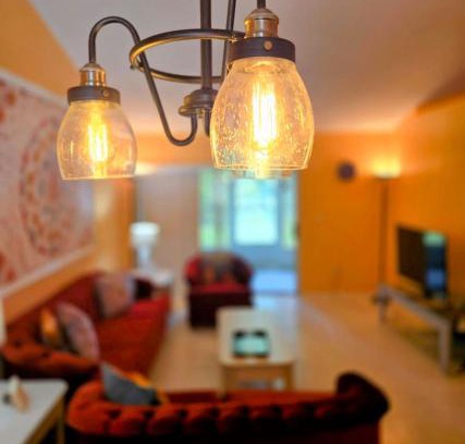 Buena Ventura Lakes House | Retro 3 Bedroom Economy Family Home with pool access and laundry inside the home