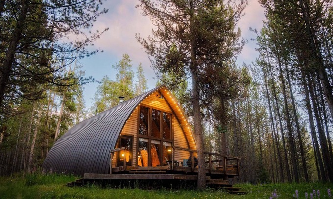 Island Park Cabin | Retro A-Frame w/Hot Tub, Perfect Couple's Getaway