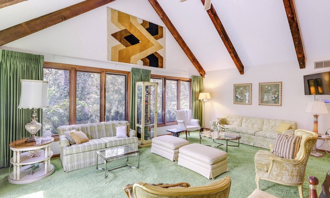 Xenia House | Retro Ohio Home on 1-Acre Property