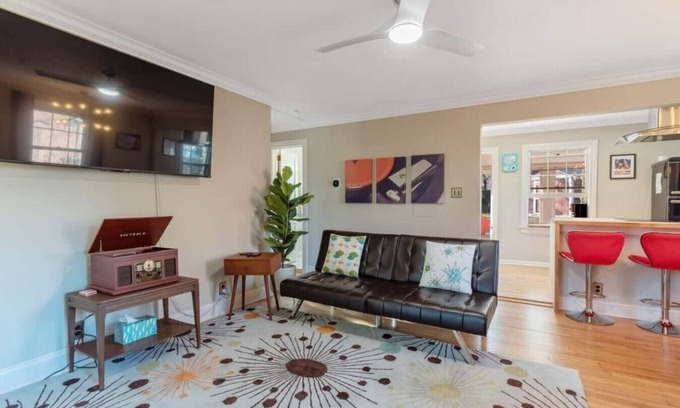 East Raleigh House | Retro Retreat | 2BR + King Bed, Porch & Fire Pit