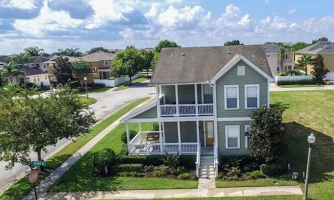 Reunion House | Reunion South facing pool home 3 bed/3.5 baths
