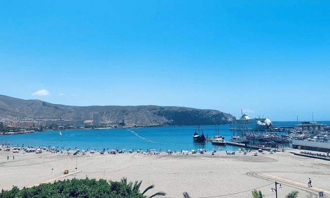 Los Cristianos Hotel | Reveron Plaza