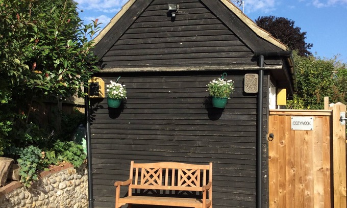 Itteringham Cabin | Review 30/07/25 Beautiful from start to end ,can’t wait to come again .👍Dogs