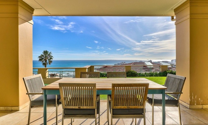 Bantry Bay Villa | Rex Revine - Your Ultimate Luxury Villa Getaway in Bantry Bay