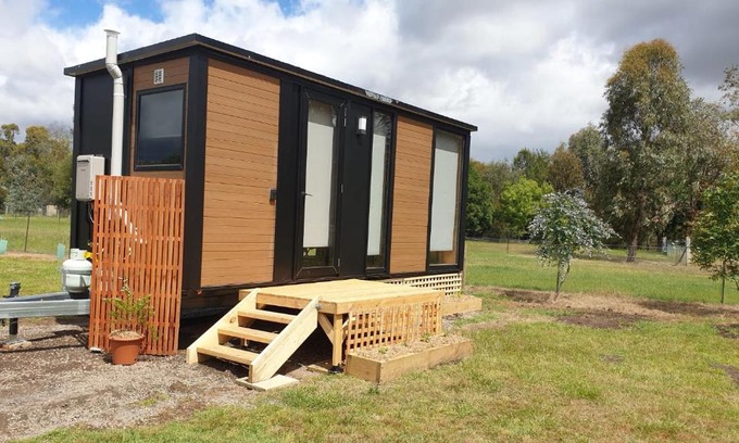 Violet Town House | Reyes Retreat