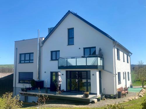 Eichenzell Apartment | RHÖN GLÜCK - Die Ferienwohnung mit Weitblick