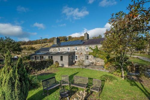 Penrhyndeudraeth House | Rhiwgoch