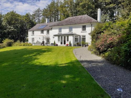 Llanfihangel-Ystrad Bed & Breakfast | Rhydyfran House Aberaeron, Lampeter, West Wales, Ceredigion