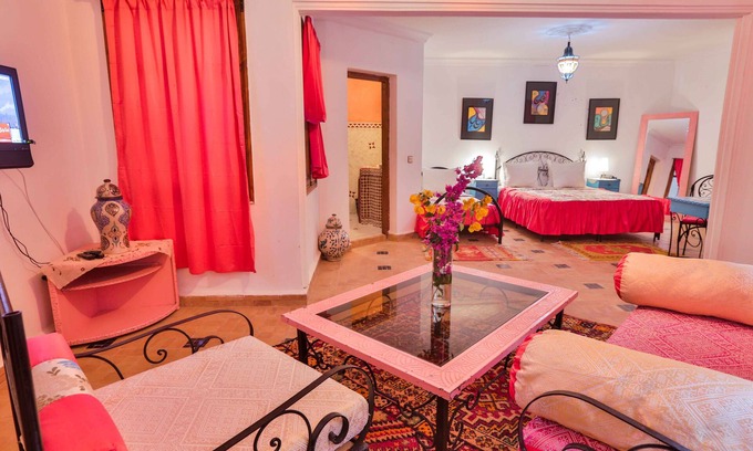 Marrakesh-Tensift-El Haouz House | Riad Al kansaa 10mn from the beach a riad of dream