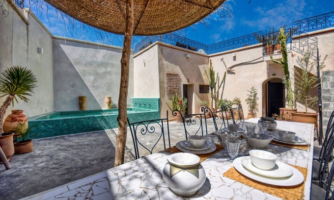 Tamrhakht Villa | Riad Amazine - Piscine - Rooftop - 6 or 7 Px