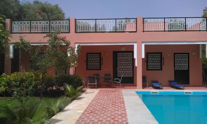 Azrou Melloul House | Riad Marrakech Ourika