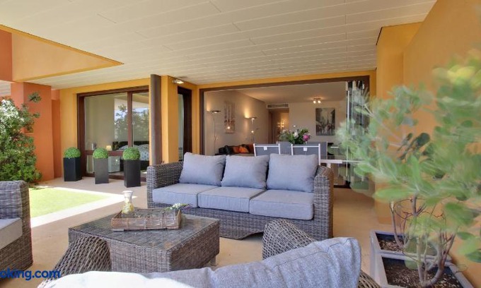 Sotogrande Apartment | Ribera del Marlin