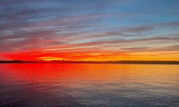 Roseneath Cottage | Rice Lake Retreat amazing sunsets, great fishing and hiking trails close by
