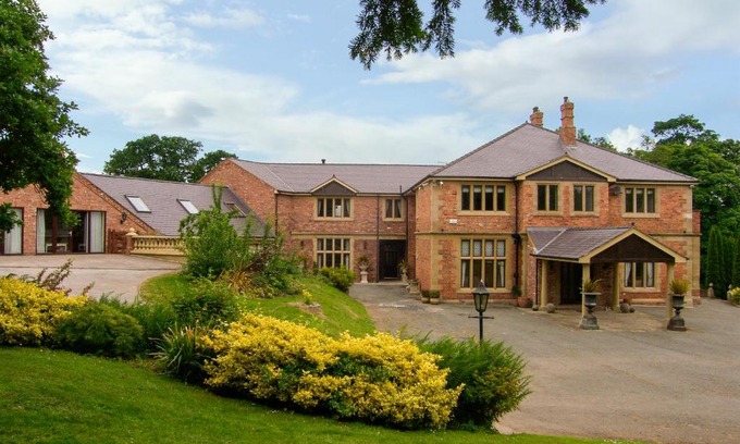 Saint Asaph House | Richmond Hall
