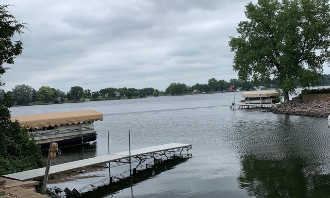 Aberdeen House | Richmond Lake Getaway