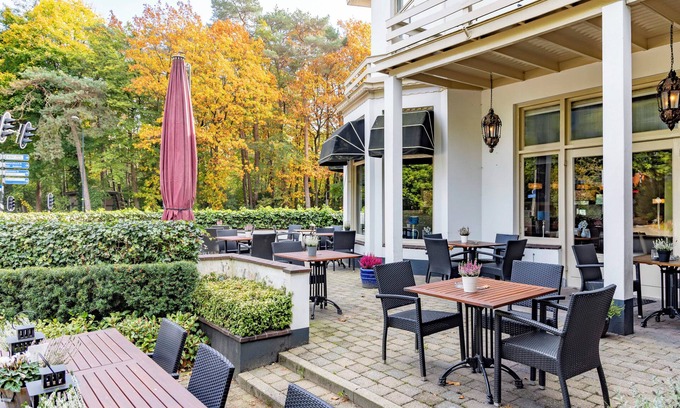 Apeldoorn House | Ride and Relax with Free Parking and Trail Access Near Julianatoren Amusement