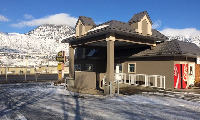 Valleyview Hotel | Rider's Inn
