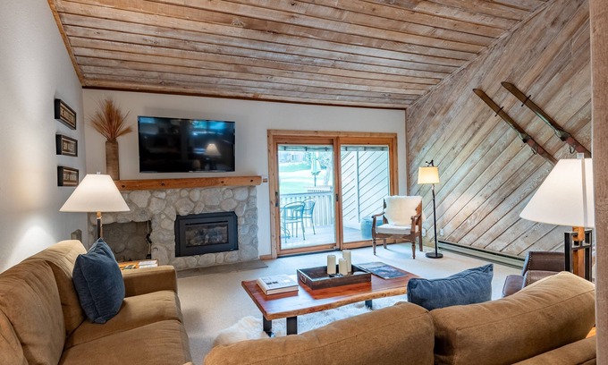 Elkhorn Village Condo | Ridge Condo 2686- Cozy Home Away from Home