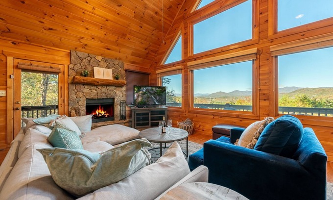 Murphy Cabin | Ridgehaven Retreat - Murphy, NC