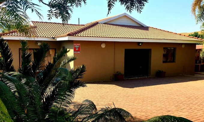 Hibiscus Coast House | Rietvlei Guesthouse Main House