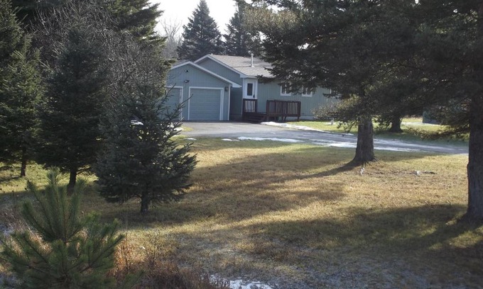 Rose City House | Rifle River Lodge