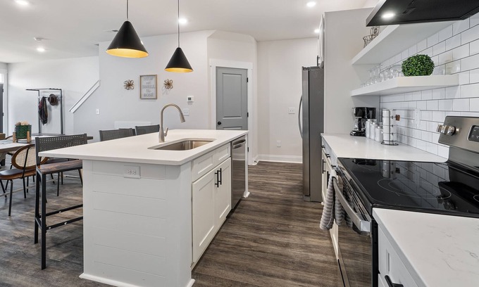 Pineville House | Right at Home - ASR - Multiple Adj. Units Available