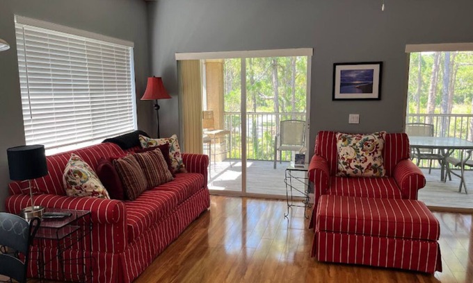 Port Saint Lucie Condo | Right Direction Rentals One Bedroom Villa 8954