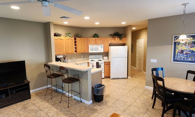 Port Saint Lucie Condo | Right Direction Rentals 8401 One Bedroom Villa
