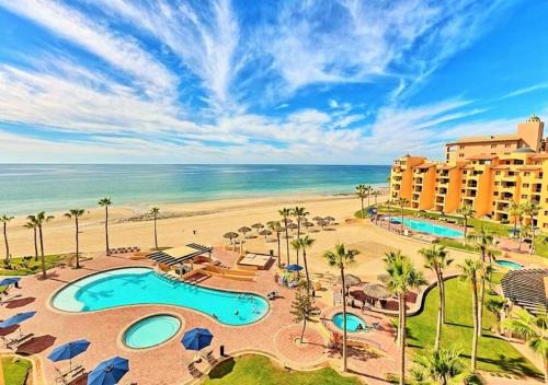 Puerto Penasco Apartment | Right on the Beach! Rocky Point Condo Rental - 2 Bedroom Penthouse Beachfront