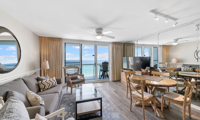 Destin Condo | Right On the Beach! Sugar White Sandy Beach! 3 pools