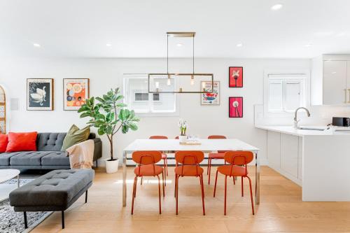 Knight House | Riley Park-Modern 4 Bedroom Home, Central location