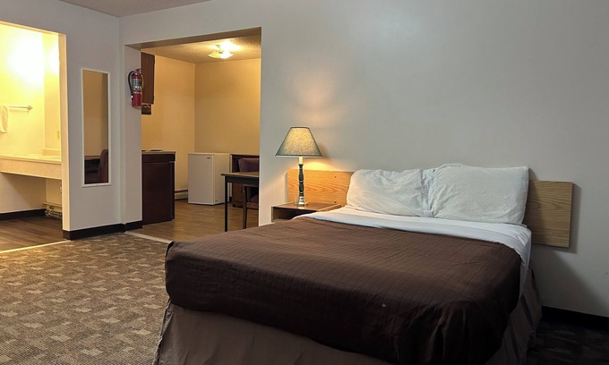 Rimbey Hotel | Rimbey Motor Inn
