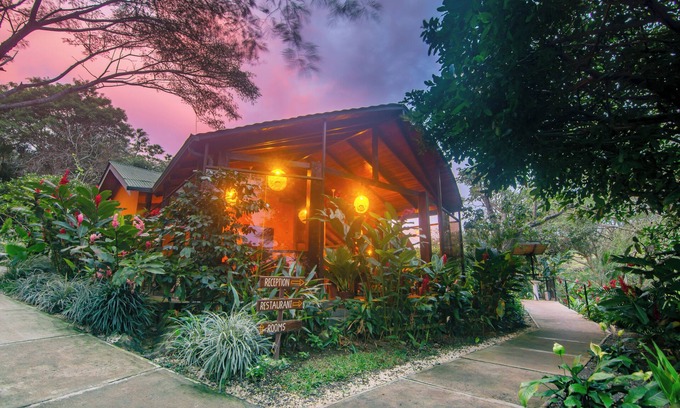 Mogote de Bagaces Cabin | Rinconcito Lodge