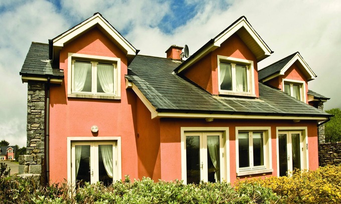 Templenoe Ski Chalet | Ring of Kerry Holiday Cottage No.20