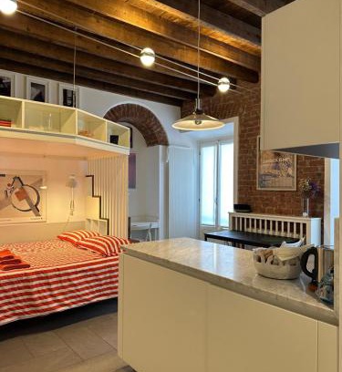 Porta Romana Apartment | Ringhiera 22 - Riccardo's Luxury Loft in Porta Romana