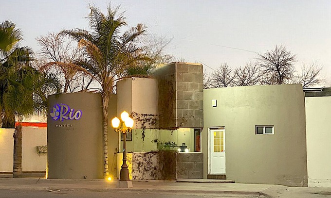 Delicias Hotel | RIO INN