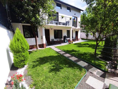 Baile Herculane House | Rio rooms