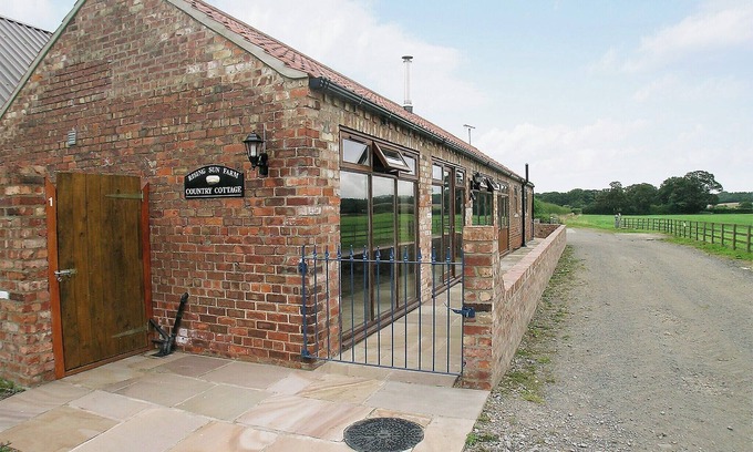 Aldwark Cottage | Rising Sun Holiday Cottage