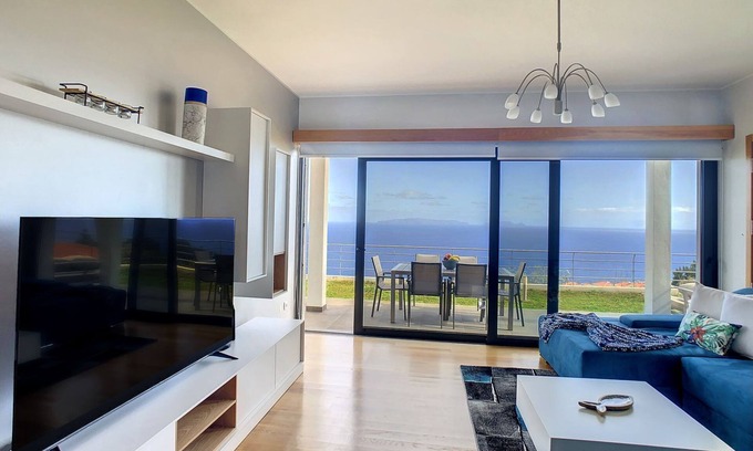 Gaula House | Rising Sun Villa by LovelyStay