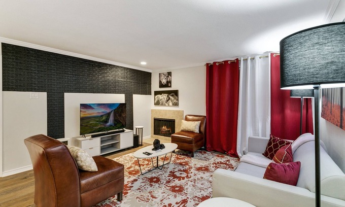 Vickery Meadow Apartment | Ritzy Majestic - A Wholesome Experience