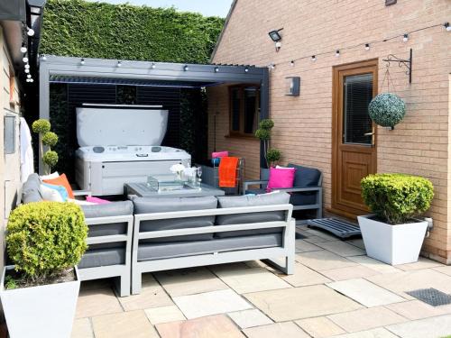 King's Lynn House | Rivendell Lodge - Cottage