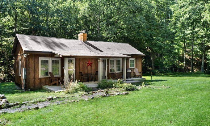 Arthur Ski Chalet | River Access w/Hot Tub, Grill, WiFi, & Fire Pit!