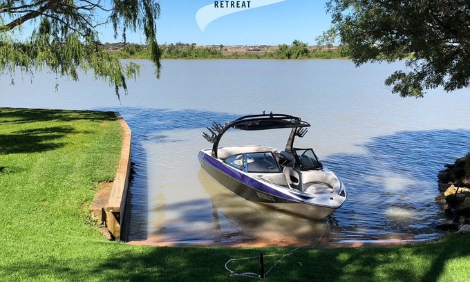 Seymour House | River Bend Retreat - Holiday Home Rental