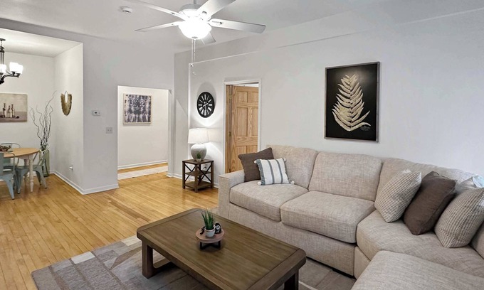 Historic Downtown La Crosse Apartment | River City Apartment #1 with flex space